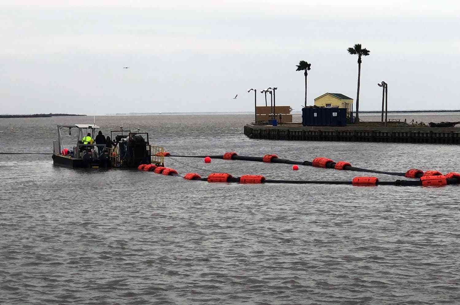 Texas Boom - Containiment Booms Turbidity Curtains Top Quality Spill Response Products
